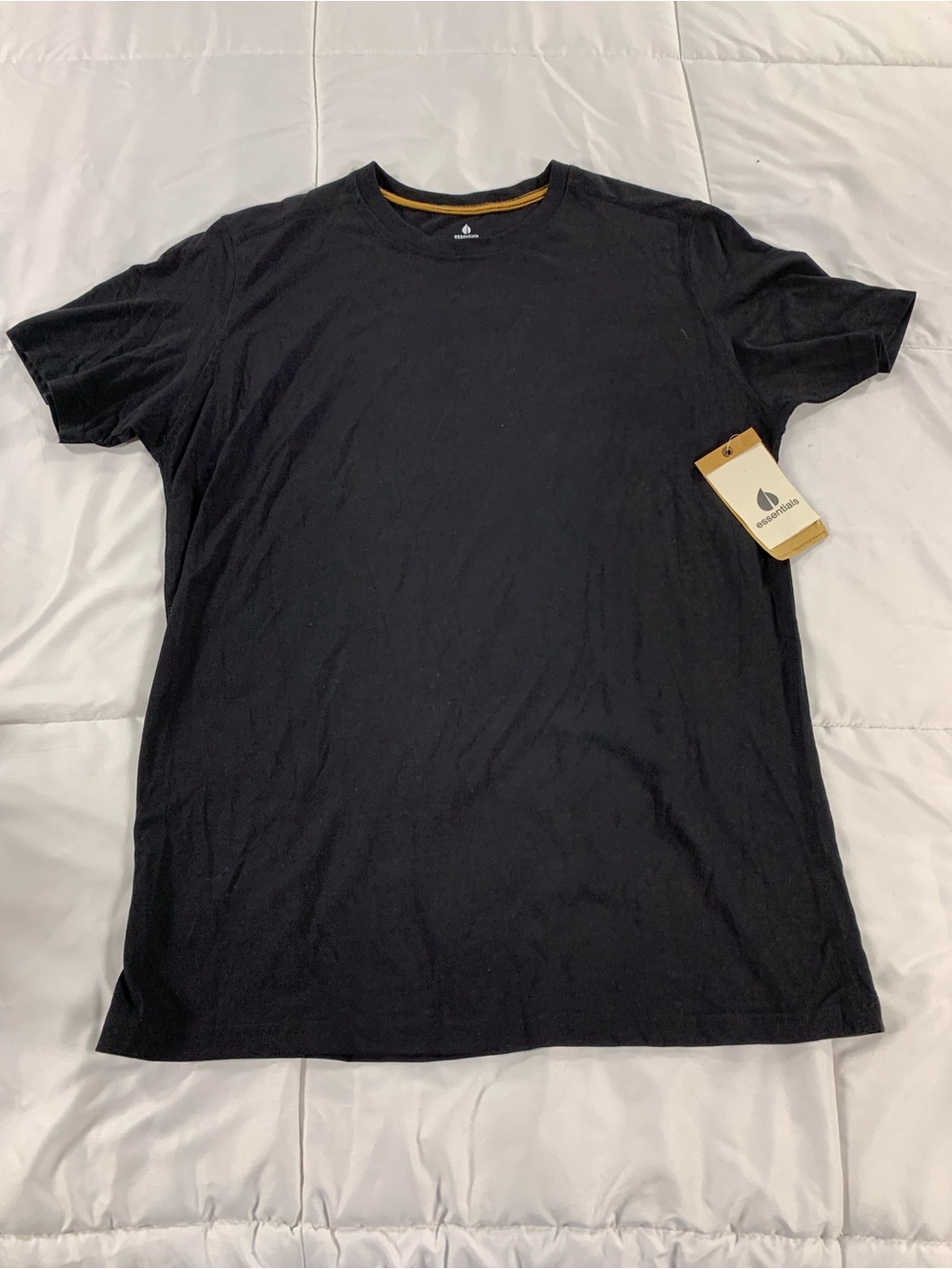 New with tags ESSENTIALS T-shirt mens size M